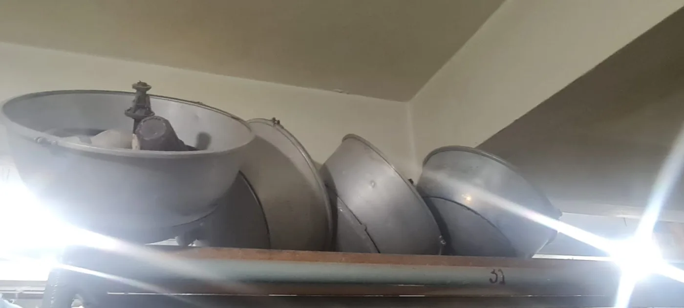 FAROLAS METALICAS